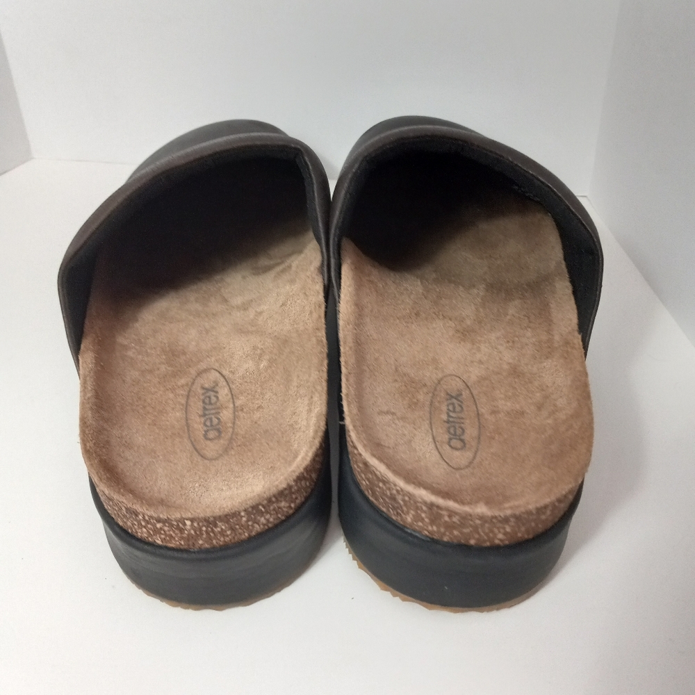 Aetrex Genuine Leather Slip On Clogs, Size 10, Brown Leather - Picture 5 of 8